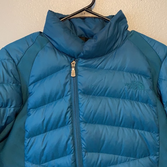 The North Face blue Lucia hybrid down jacket! - Picture 5 of 11